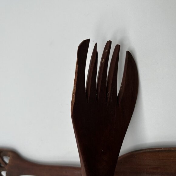 Vintage MCM Wooden Hand Carved Serving Salad Utensils African Lion Gazelle - Picture 5 of 9